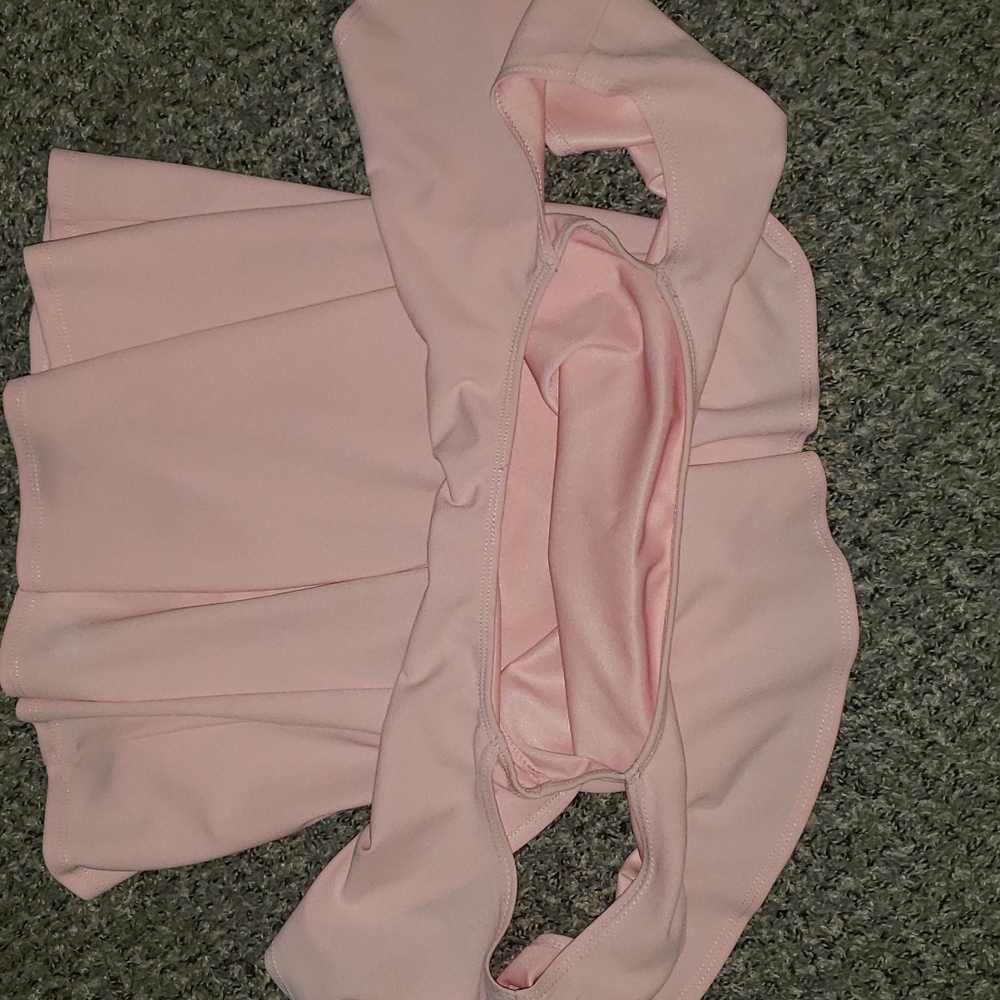 Dress - Picture 4 of 6